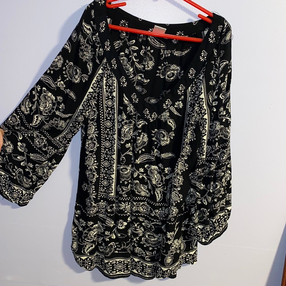 Medium Black Blouse